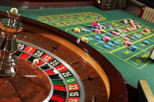 kurirslot app interface showing Football selections, live-dealer tables, and slot games on mobile